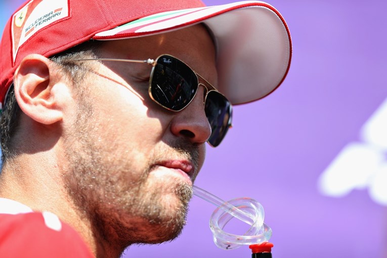 Mercedes: Vettel će za par dana shvatiti da je pogriješio