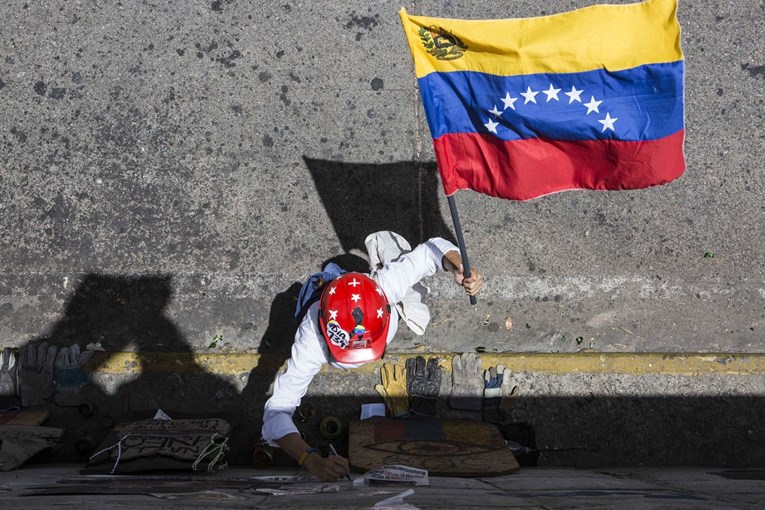 Venezuelanski parlament ostao bez većine ovlasti
