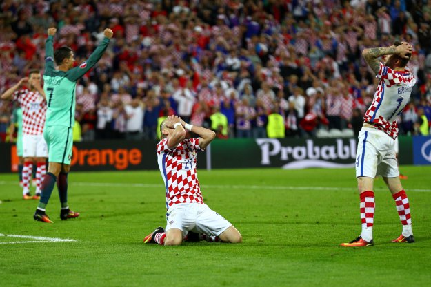 Moyes dovodi Vidu u borbu za opstanak?