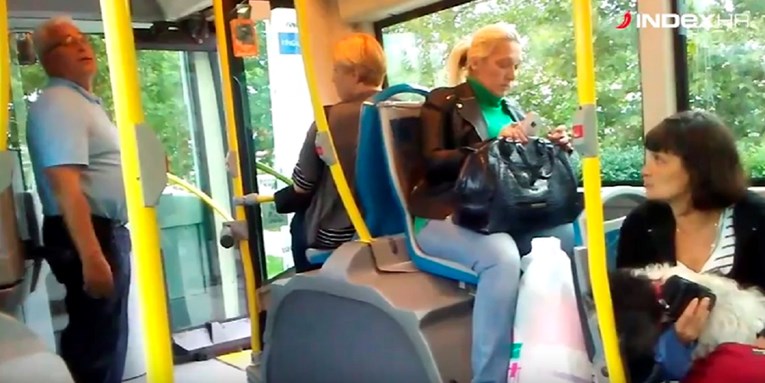 VIDEO ZET-ovac pokušao izbaciti ženu iz autobusa zbog malenog psa