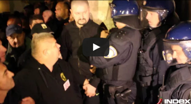 Kako su se šatoraši obračunavali s policijom: Drama na Markovom trgu kroz objektiv Indexove kamere