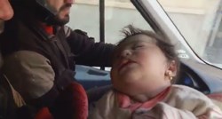 POTRESNI VIDEO Volonteri iz sirijskih ruševina spasili malu bebu