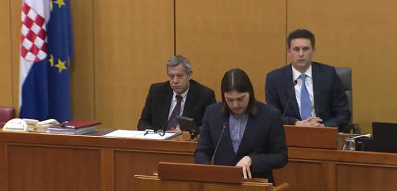 Sinčić se vratio na sjednicu: "Dali smo lisicama da čuvaju kokošinjac"