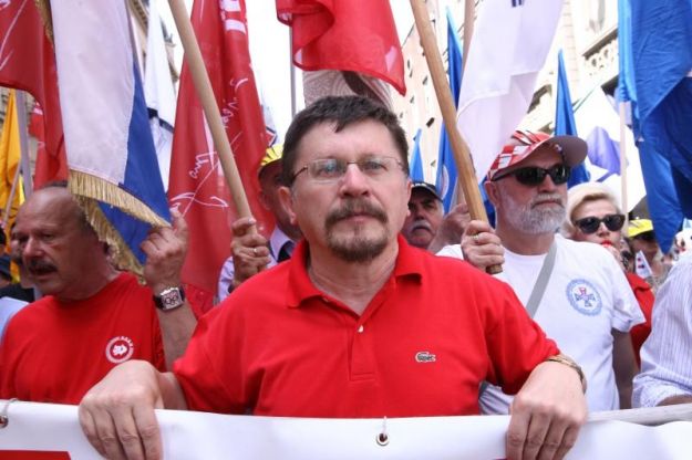 Ribić prijeti umjesto da odgovori na pitanje o letu business klasom: Skinite mi se s k..., sve ću vas tužiti