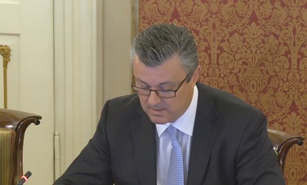Vlada odobrila zapošljavanje 88 domara, spremačica, domaćica i kuhara u MUP-u