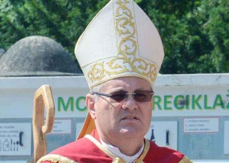 Javio se i biskup Košić, otkrio što mu je napisao muškarac iz Tisnog