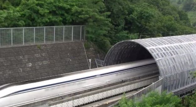 Japanski vlak oborio svjetski rekord i jurio brzinom od 590 kilometara na sat