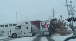 VIDEO Vlak punom brzinom proletio kroz kamion