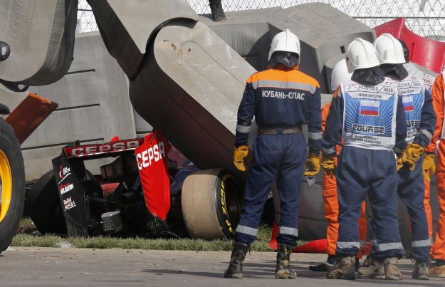 Teška nesreća na VN Rusije: 21-godišnji sin svjetskog prvaka zabio se u ogradu