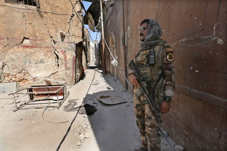 Irački vojnici koje su trenirali Amerikanci počinili ratne zločine u Mosulu