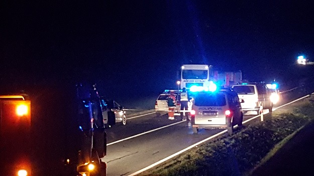 SMRT KOD VRBOVCA Autobus završio u jarku jer je vozač htio izbjeći teret koji je pao s kamiona?