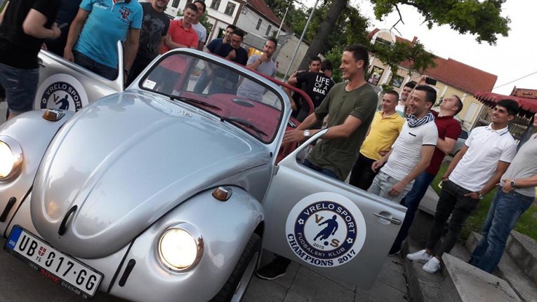Nogometaši srpskog sedmoligaša poklonili automobil zvijezdi Chelseaja