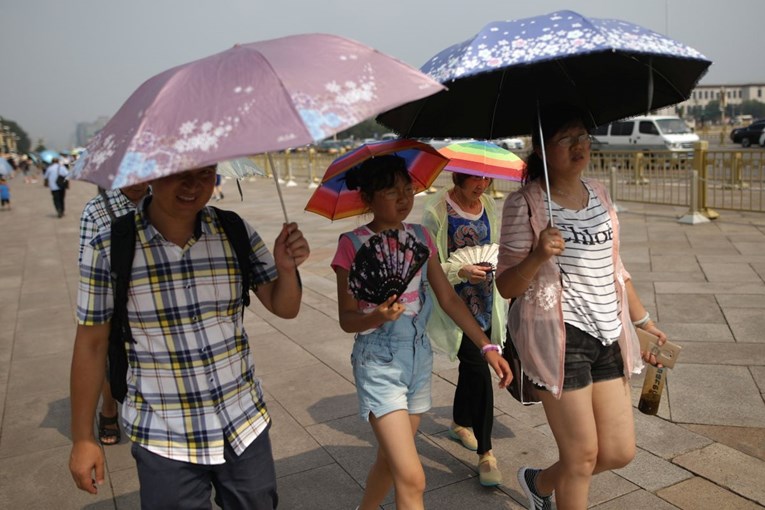 REKORDNA TEMPERATURA Najtopliji dan u Šangaju od početka mjerenja