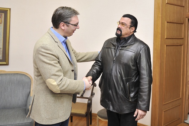 Steven Seagal dobio srpsku putovnicu