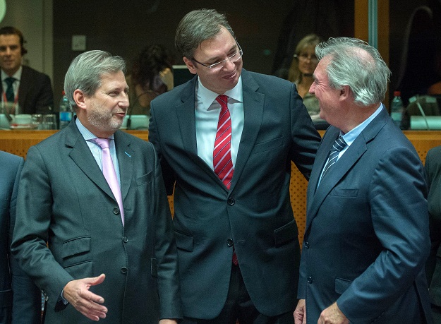 Povijesni dan za Srbiju obilježilo pitanje o "luđaku iz RS-a"