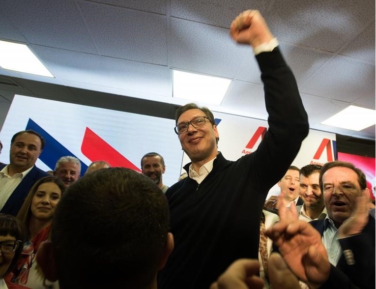 NADMOĆNA POBJEDA Vučić je novi predsjednik Srbije: "Sutra idem pričati s Plenkovićem, imamo problema"