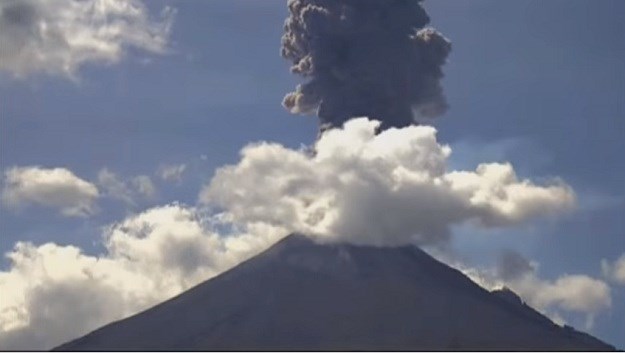Video: Eruptirao vulkan u blizini Mexico Cityja, stup dima i pepela visok dva i pol kilometra