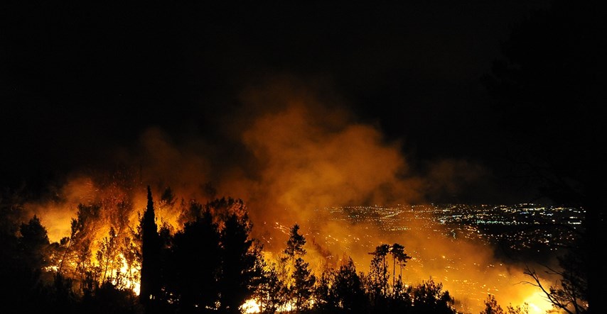 Ugašen požar iznad Splita, izgorjelo 10 hektara