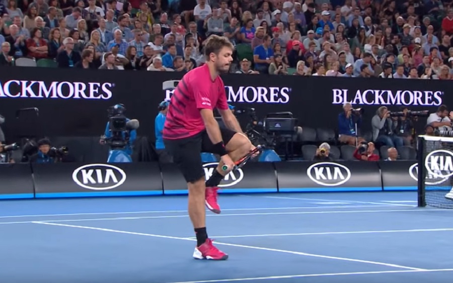 Pogledajte kako je bijesni Wawrinka preko koljena slomio reket