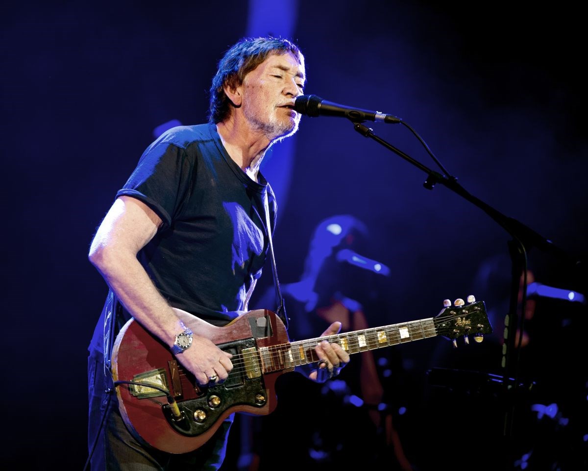 Chris Rea stabilno nakon što se srušio usred koncerta