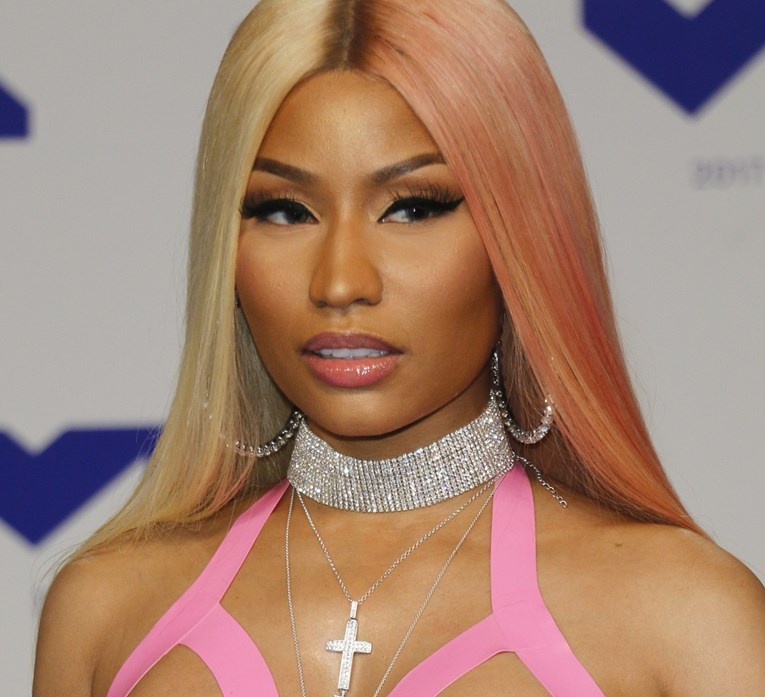 VIDEO Nicki Minaj u lateksu pokazala "cameltoe": "Oči me bole koliko je vulgarna"