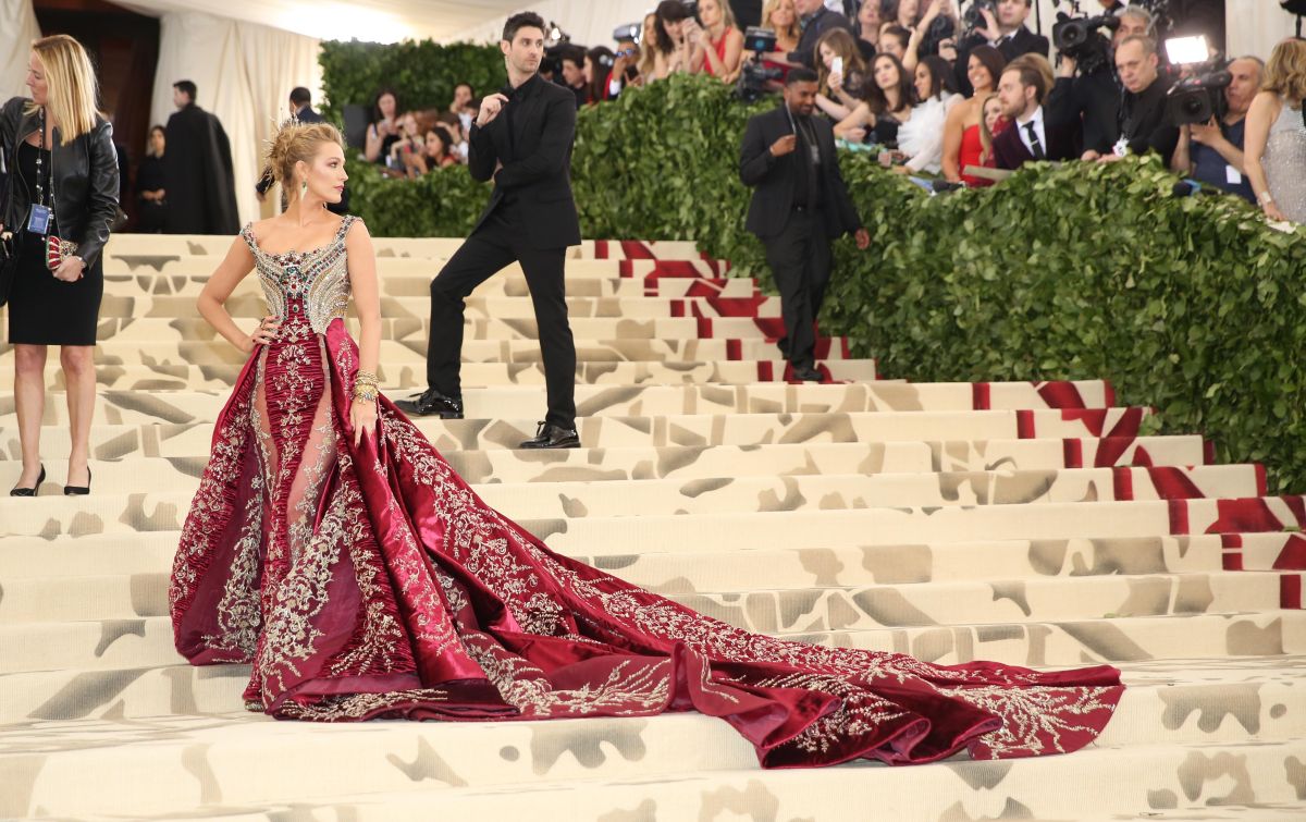 Outfit Blake Lively na Met Gali krio je poruku za Ryana Reynoldsa koju je malo tko uočio isprve
