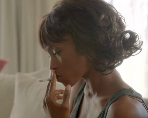 Obožavatelji bijesni: "Biografski film o Whitney Houston pun je droge i seksa"