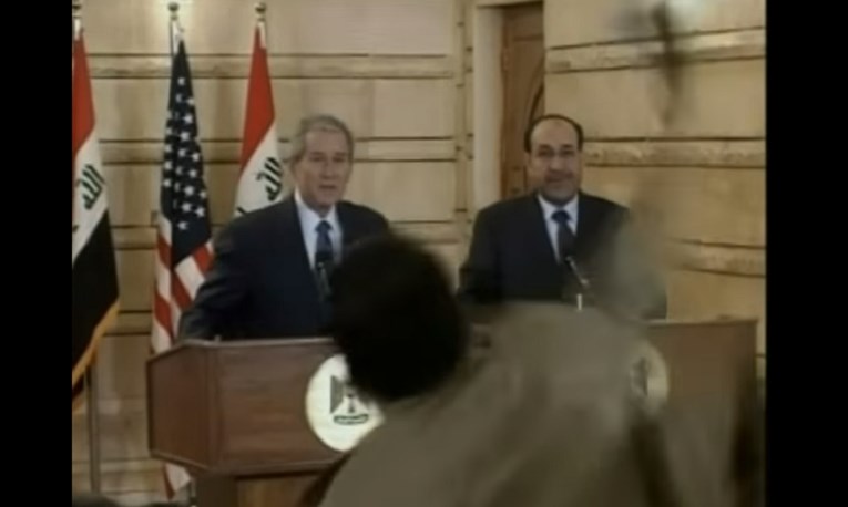 Novinar koji je gađao Busha cipelom kandidira se za irački parlament