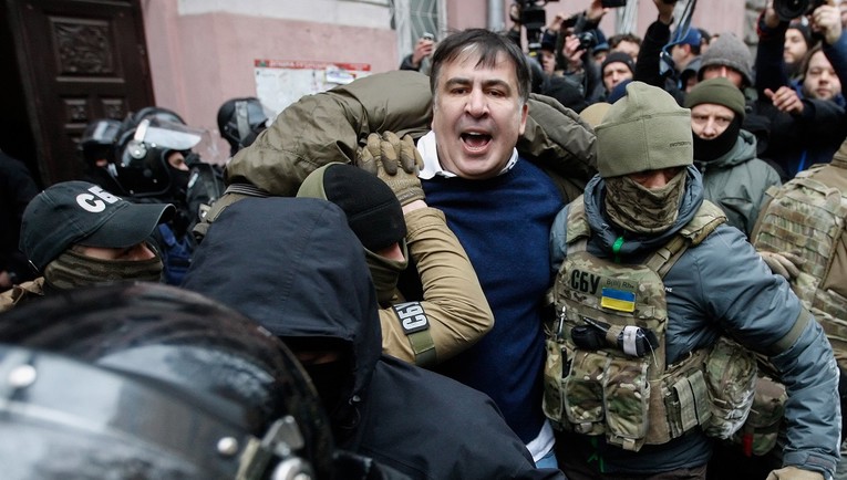 Bivši predsjednik Gruzije se i dalje opire hapšenju: Tražili ste me u krivom šatoru