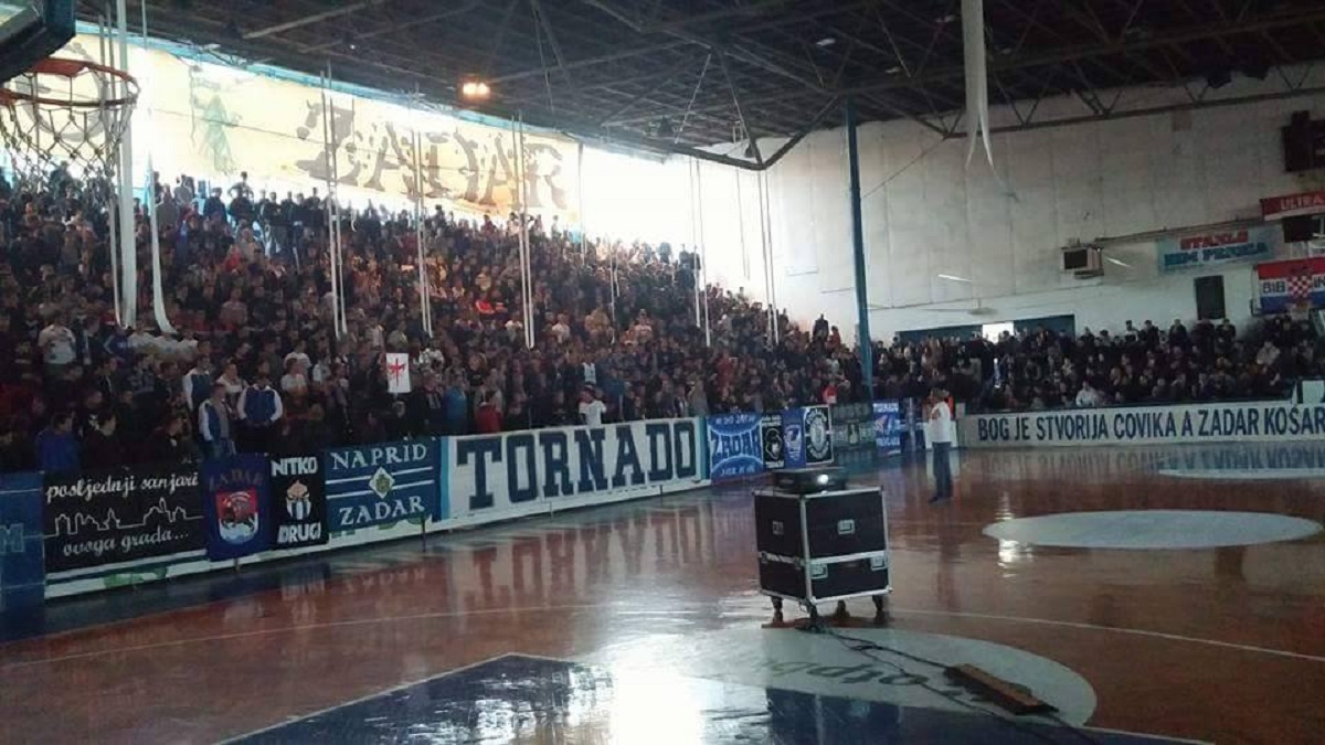 Cibona u drami pala u Višnjiku, a tisuće Zadrana u Jazinama pokazalo kako se voli klub
