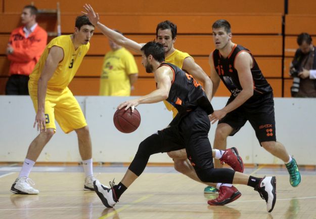 Šibenik ostao bez playoffa, Zagreb potvrdio polufinale