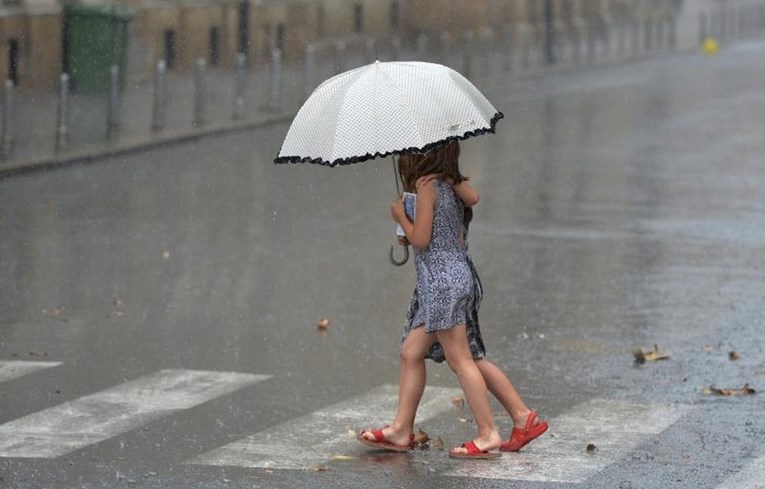 Nakon grozne sparine dijelove Zagreba osvježila kiša