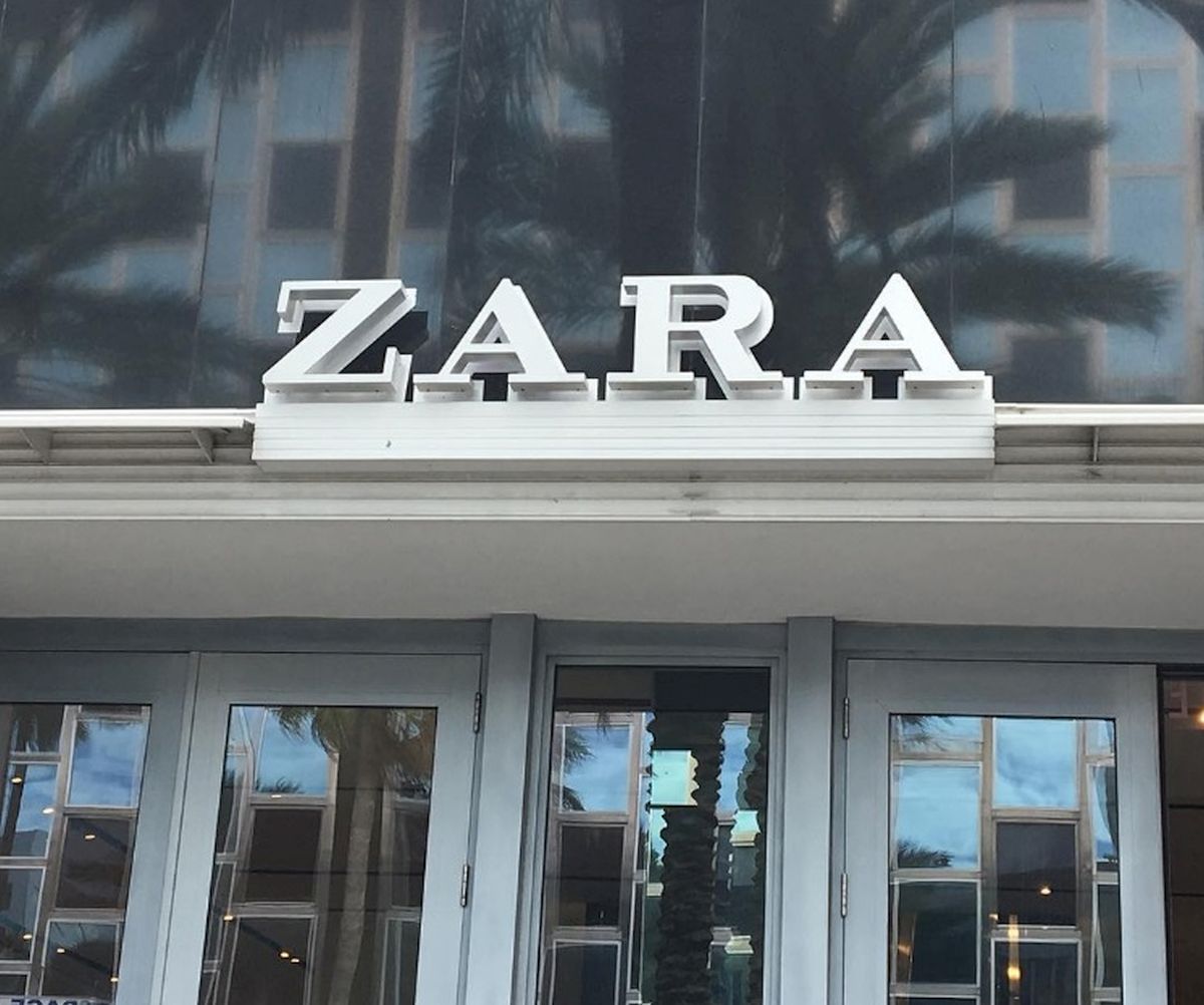 Zara iz trgovina povukla majice zbog kojih se otežano diše