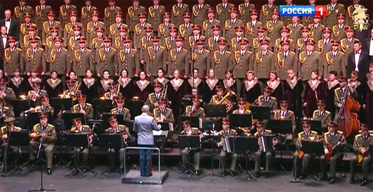 Zbor Crvene Armije održao prvi koncert nakon nesreće u kojoj su izgubili 64 člana