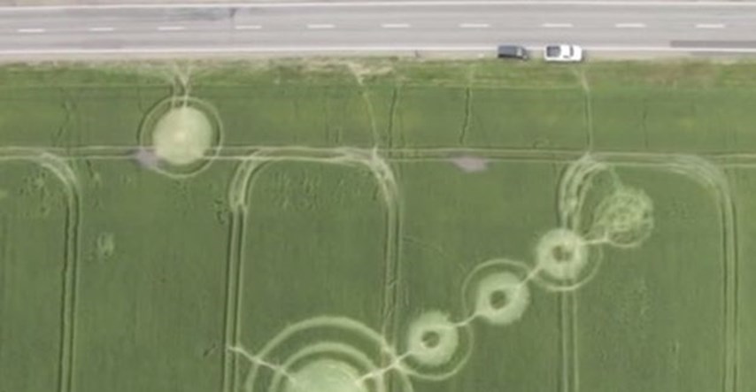 I njih muče simboli na zelenoj površini: Ruski seljaci našli misteriozne krugove u žitu