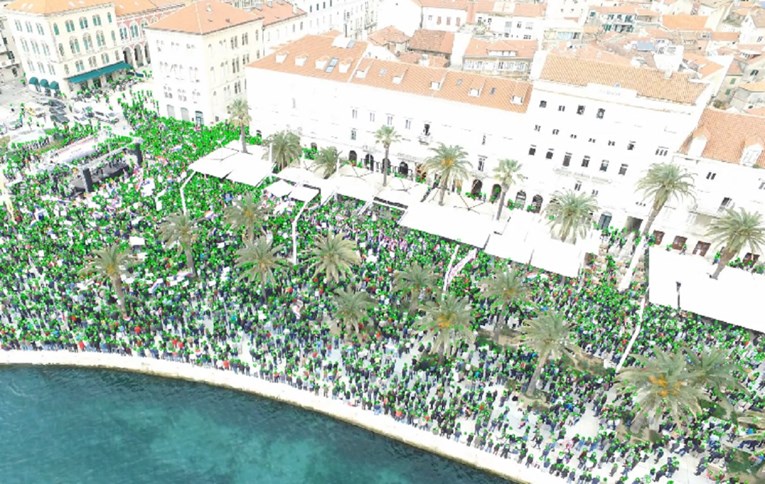 VIDEO Dekan FER-a izbrojao prosvjednike u Splitu, kaže da ih je bilo oko 5000