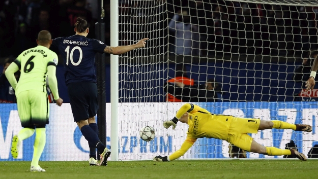 Skinuo je penal Ibri pa ga zeznuli suigrači: "Zlatan nije loš, zar ne?"