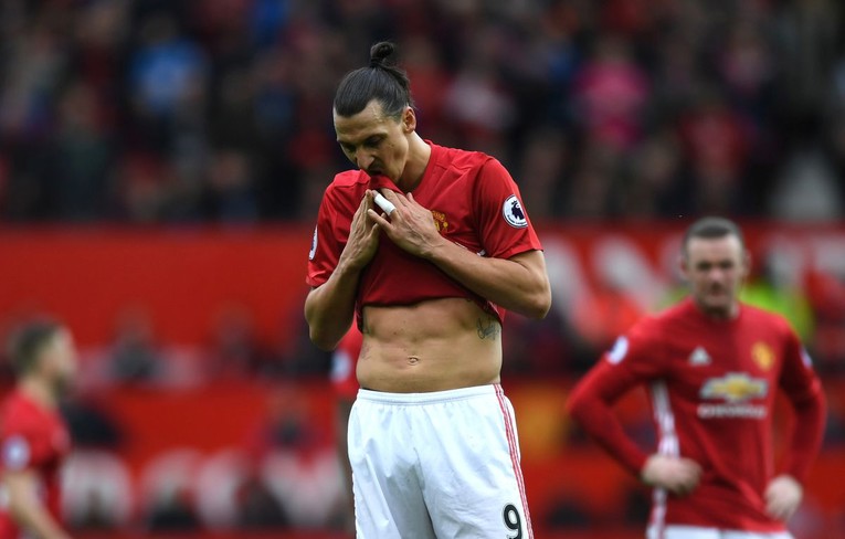 Zlatan promašio penal, Manchesteru samo bod i 140 dana na šestom mjestu
