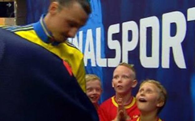 Video dana: Bog osobno! Pogledajte kako su djeca zinula kada su vidjela Ibrahimovića