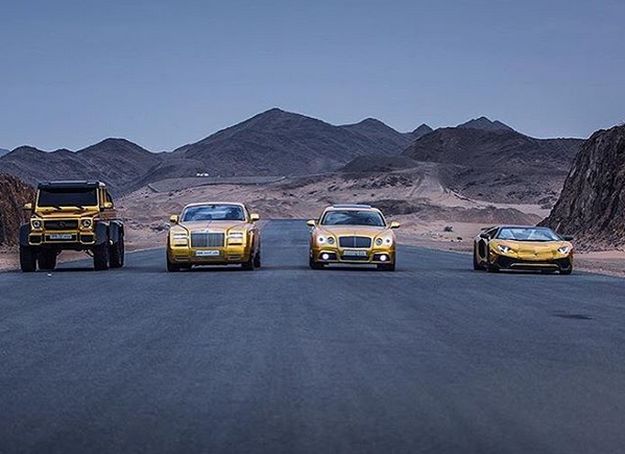 Zlatni Lamborghini za svaki dan: Pogledajte vozni park ludo bogatog Saudijca
