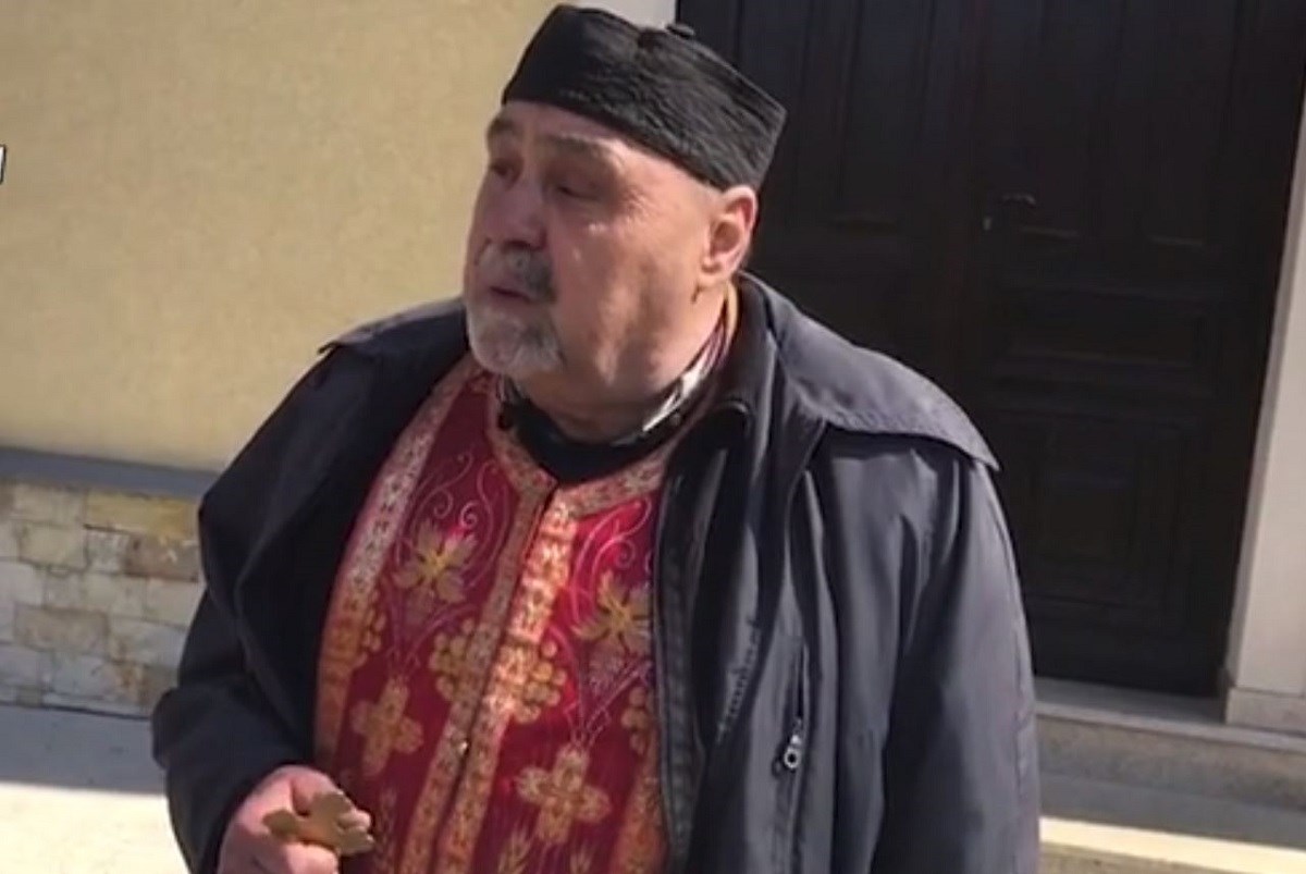 Javio se pop iz Srbije: "Nisam zaspao, imam astmu, a nisam imao pumpicu. Ali volim popiti inače"