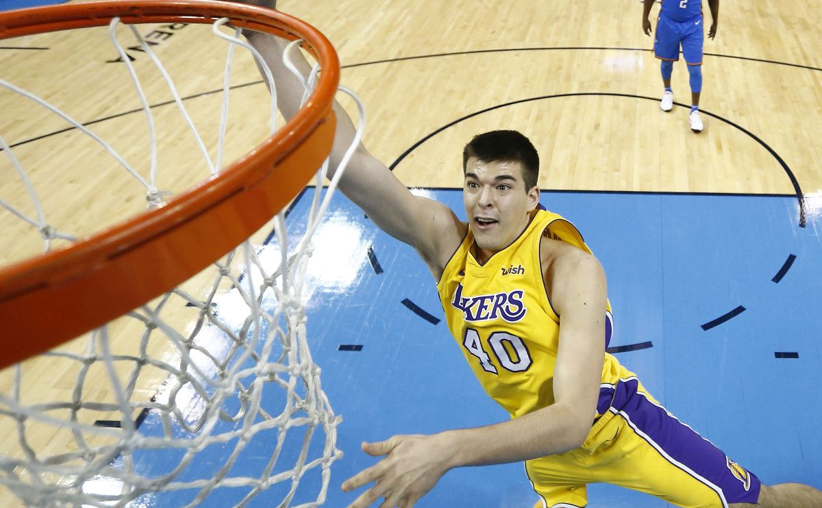 Hezonja odličan i drugu noć zaredom, Zubac oduševio u pobjedi Lakersa