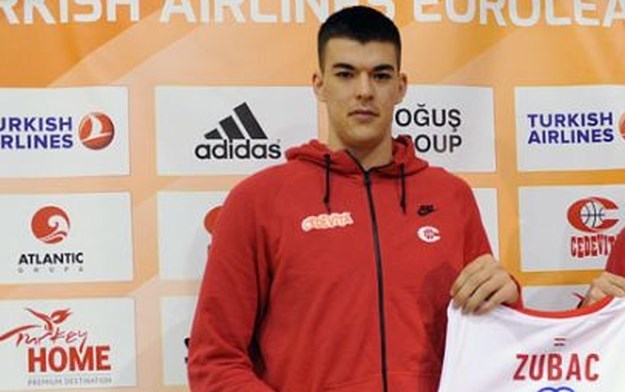 Mladi hrvatski talent posvađao Cedevitu i Cibonu, pa završio u Beogradu