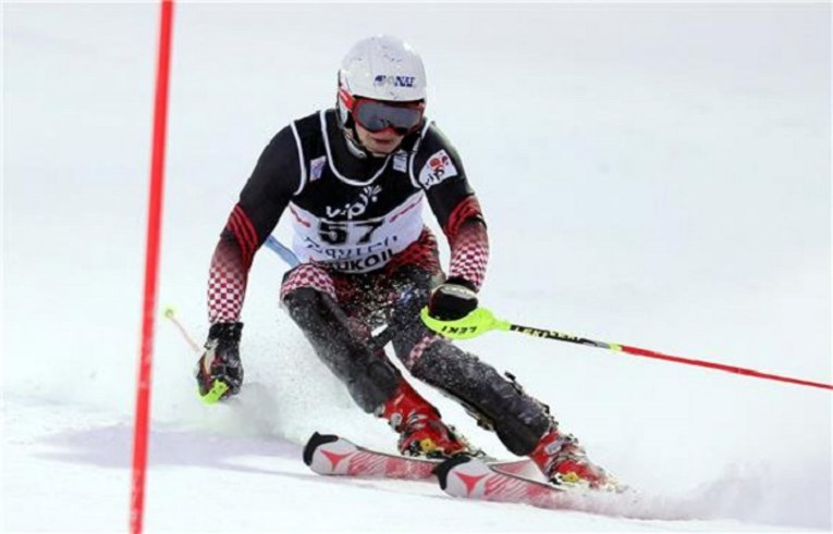 Zubčić i Kolega izborili drugu vožnju slaloma u Kitzbühelu