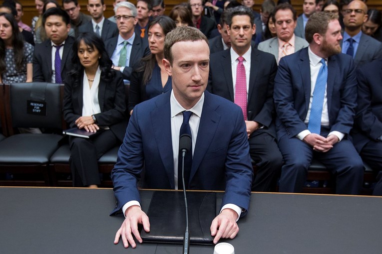 Zuckerberg večeras odgovara na pitanja eurozastupnika o krađi podataka na Facebooku
