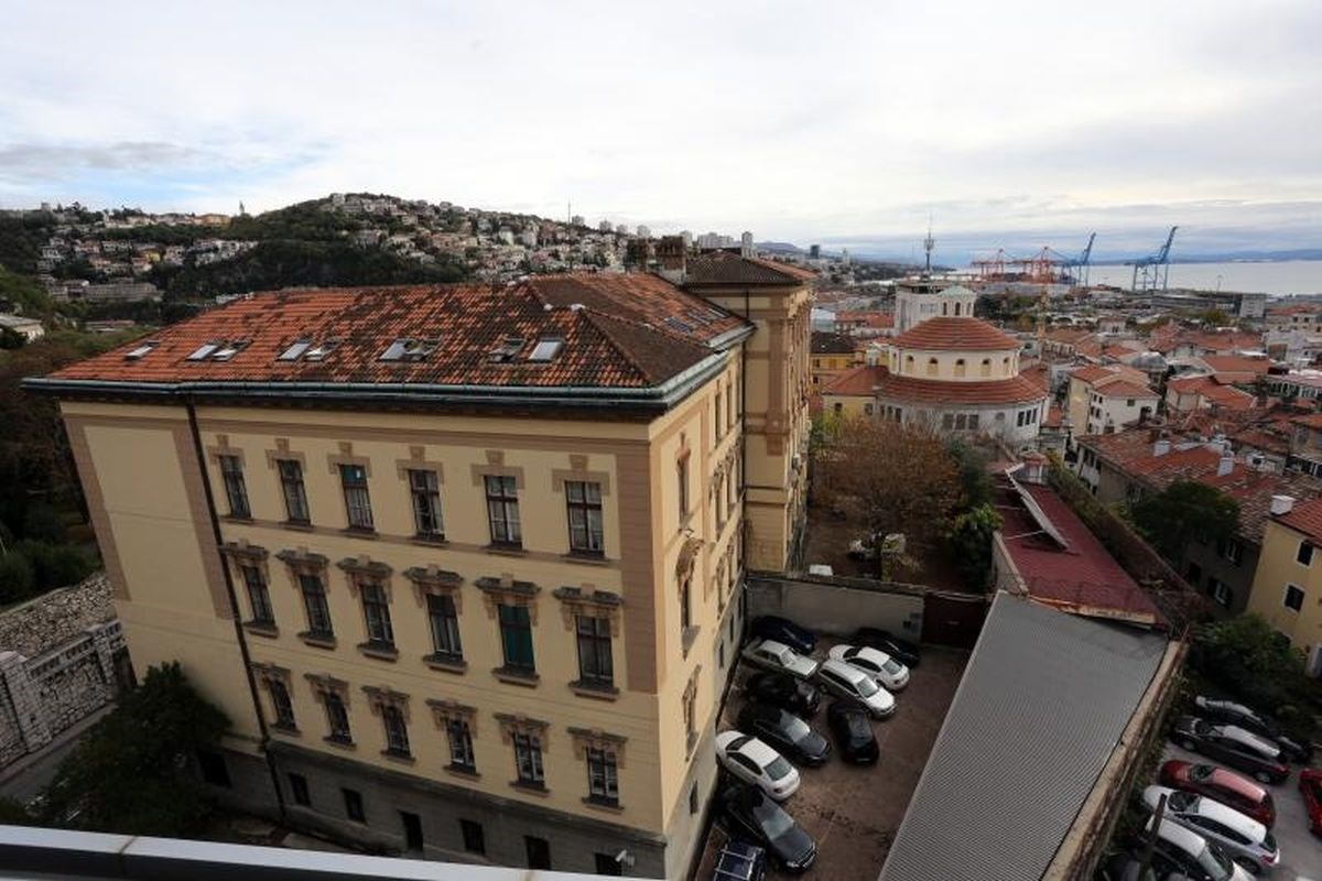 Petorica osuđena zbog smrti djevojke na neosiguranom gradilištu u Rijeci