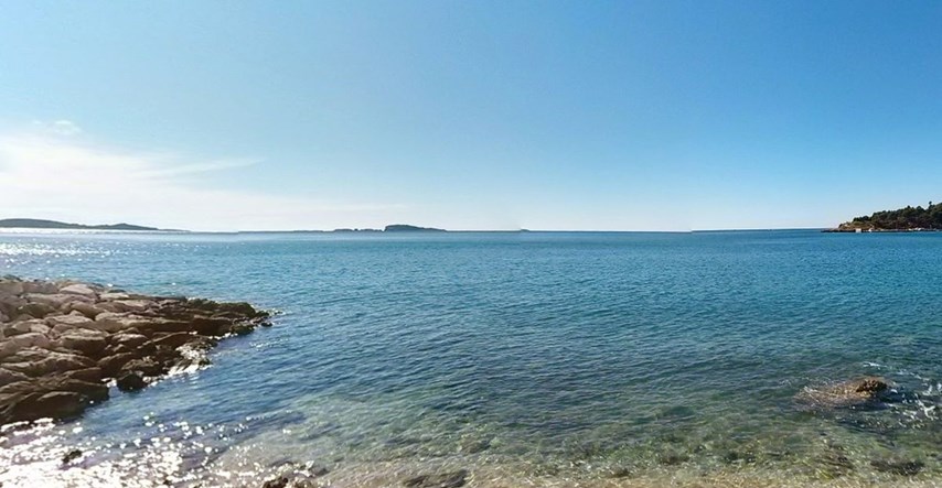 Plaža u Župi dubrovačkoj zatvorena za kupanje zbog fekalija u moru