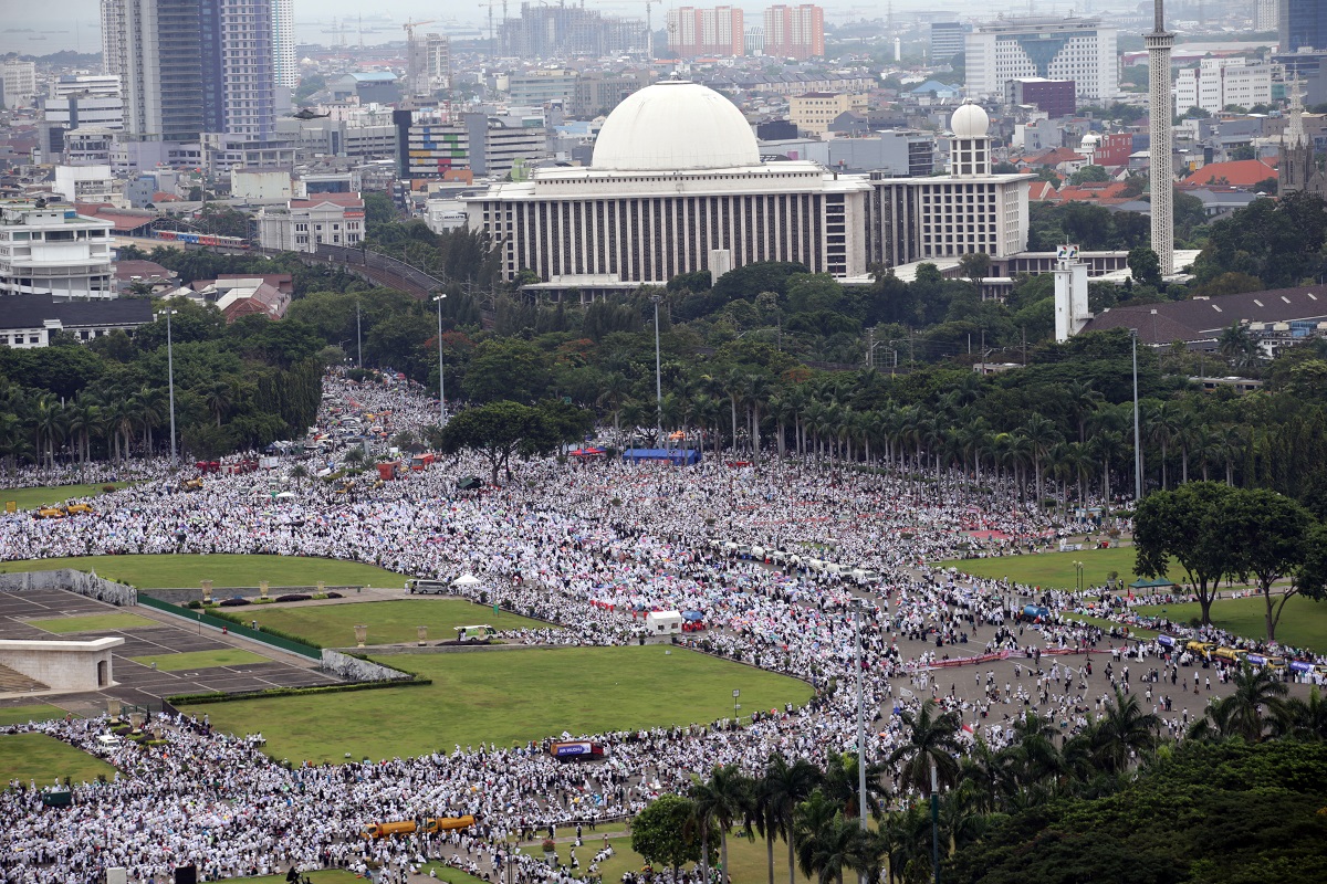 Žena u Indoneziji osuđena na 18 mjeseci zatvora jer se žalila na glasnu džamiju