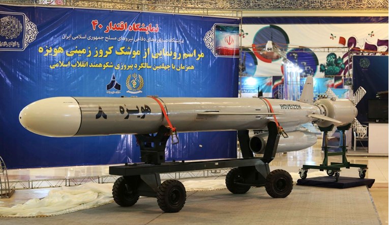 Iran se pohvalio novim dalekometnim projektilom, pogledajte snimku