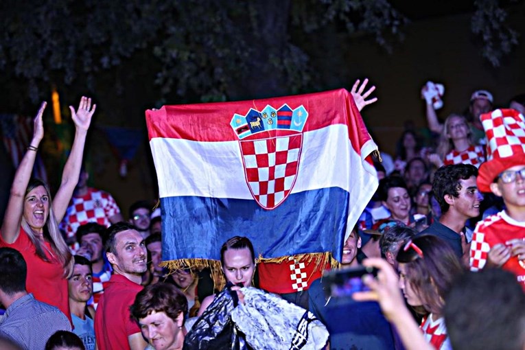 Pobjeda Hrvatske proslavila se i širom Bosne i Hercegovine